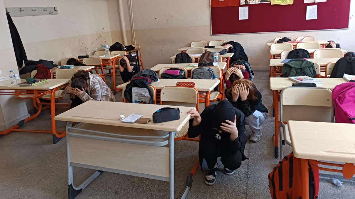 Deprem Tatbikatı